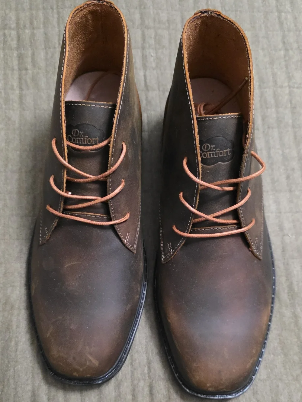 Men’s Dark Brown Leather Chukka Boots